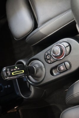 MINI Cooper SE Camden Edition