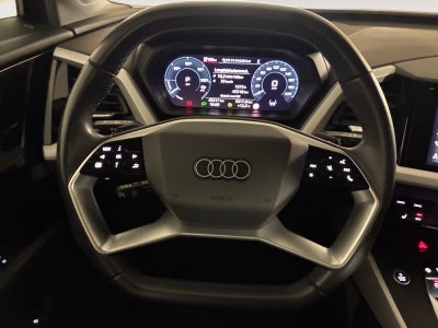 Audi Q4 e-tron 35 Attitude Van