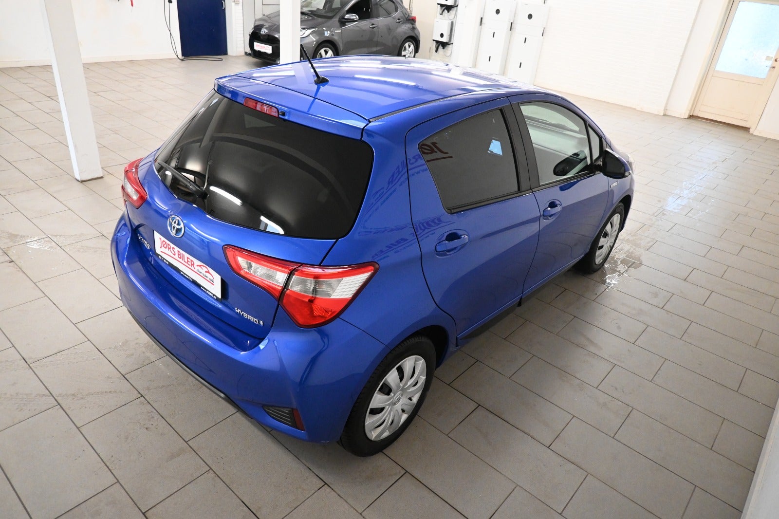 Toyota Yaris Hybrid H2 Premium e-CVT
