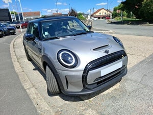 MINI Cooper SE Classic Trim