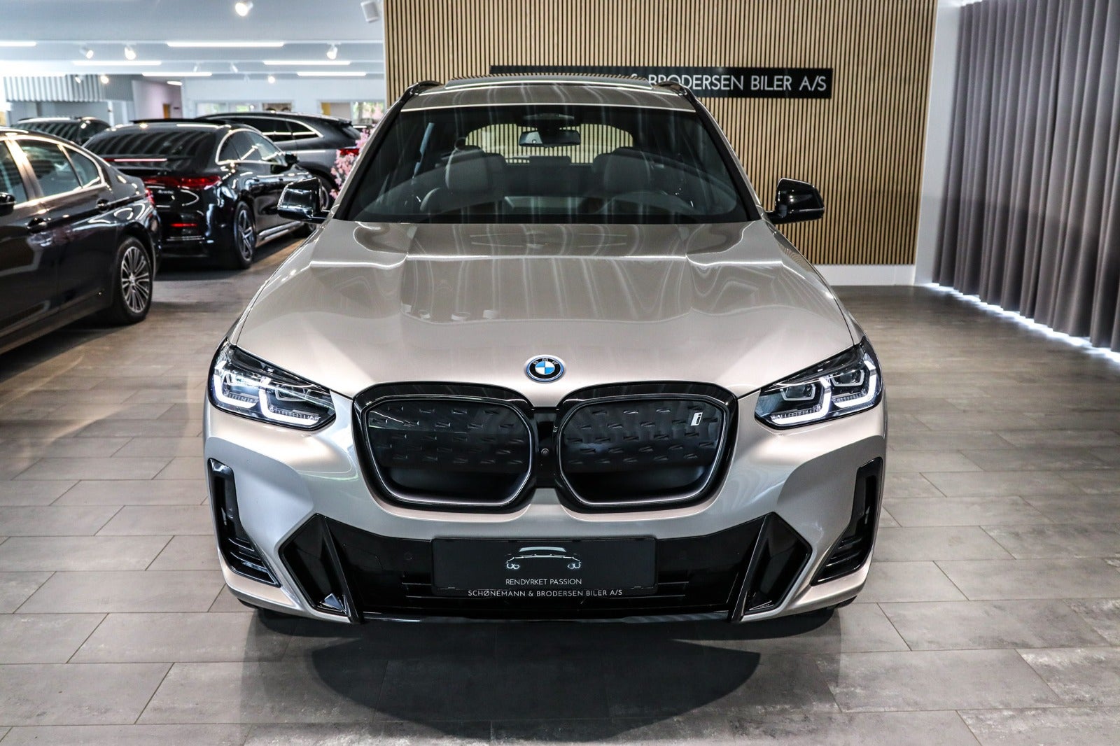 Billede af BMW iX3  Charged Plus M-Sport