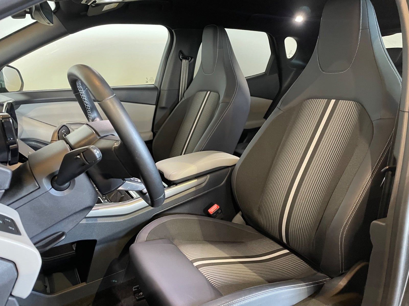 Ford Capri Select Extended Range