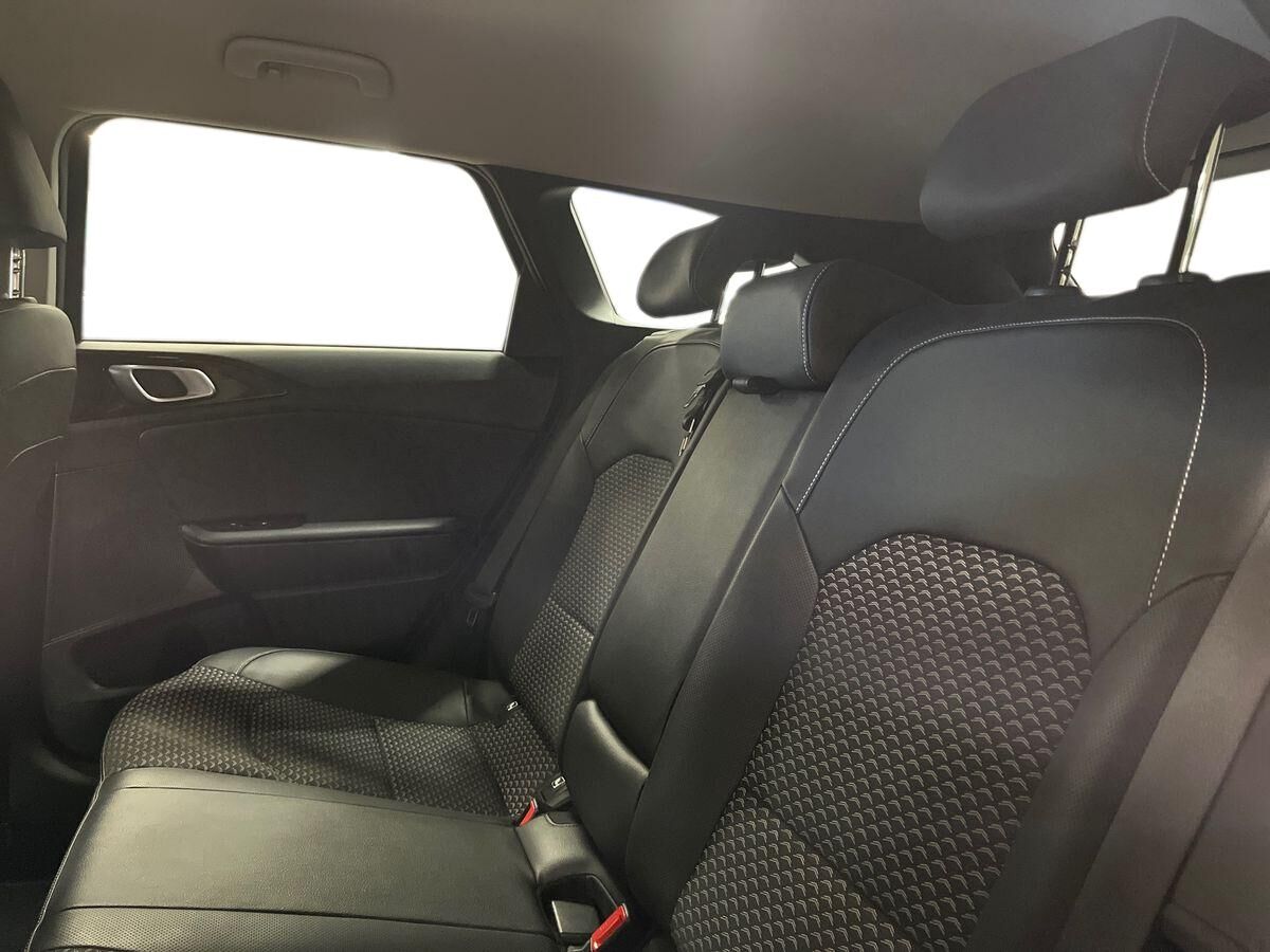 Kia Ceed PHEV Upgrade SW DCT
