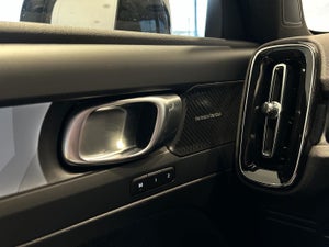 Volvo EC40 Extended Range Black Edition