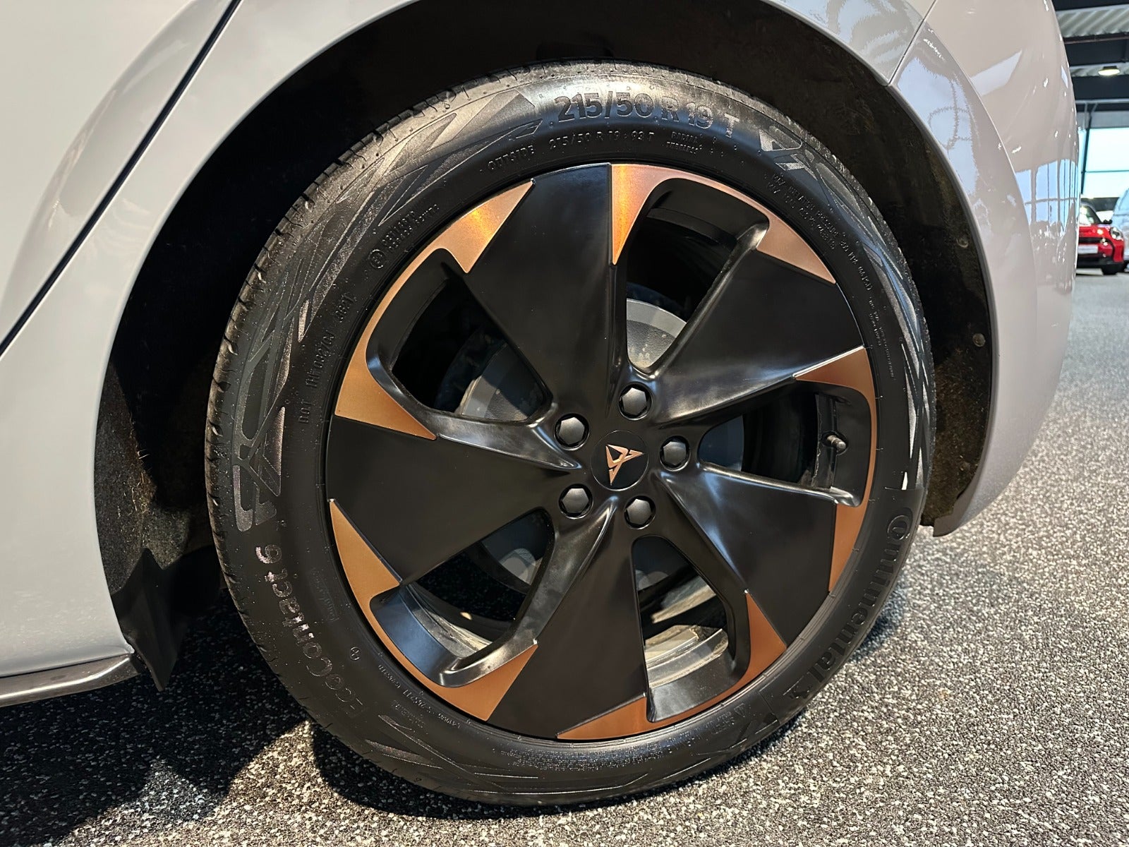 Cupra Born 58 5d - 10