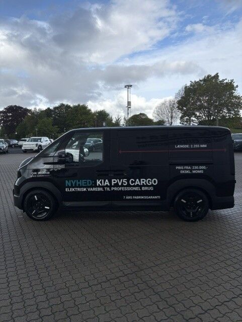 Kia PV5 Long Range Work Pro