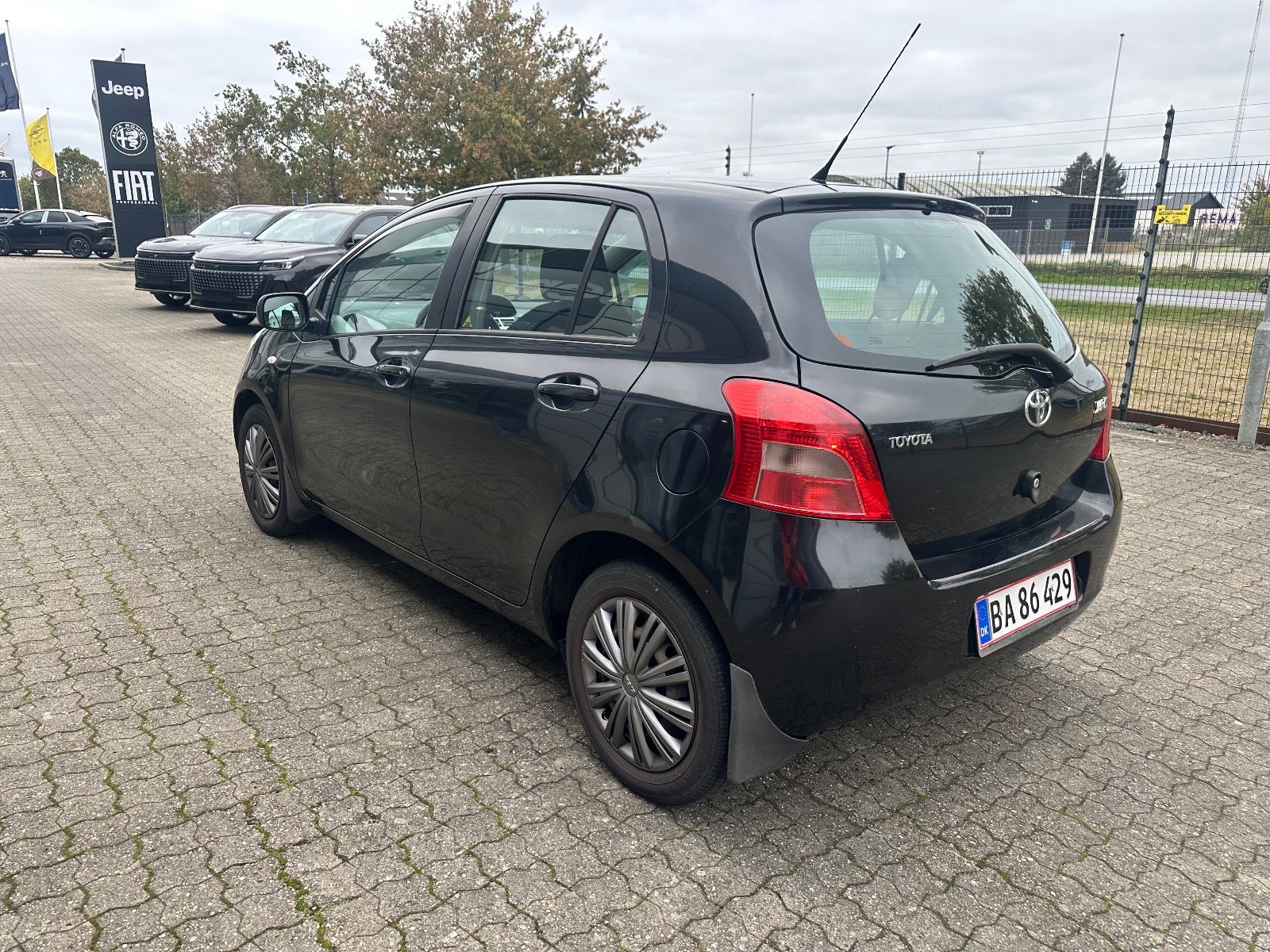 Toyota Yaris VVT-i Terra