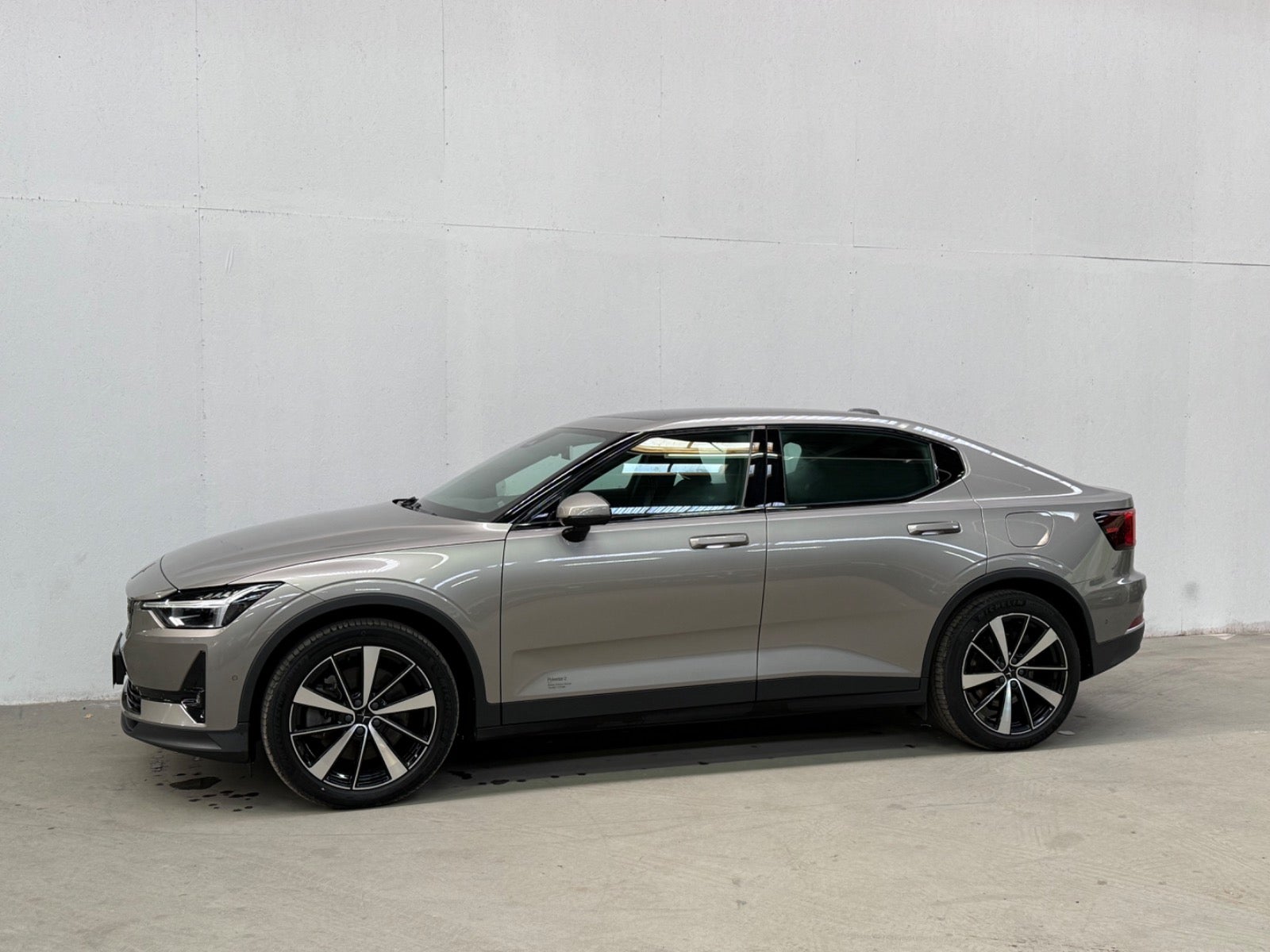 Polestar 2 Long Range