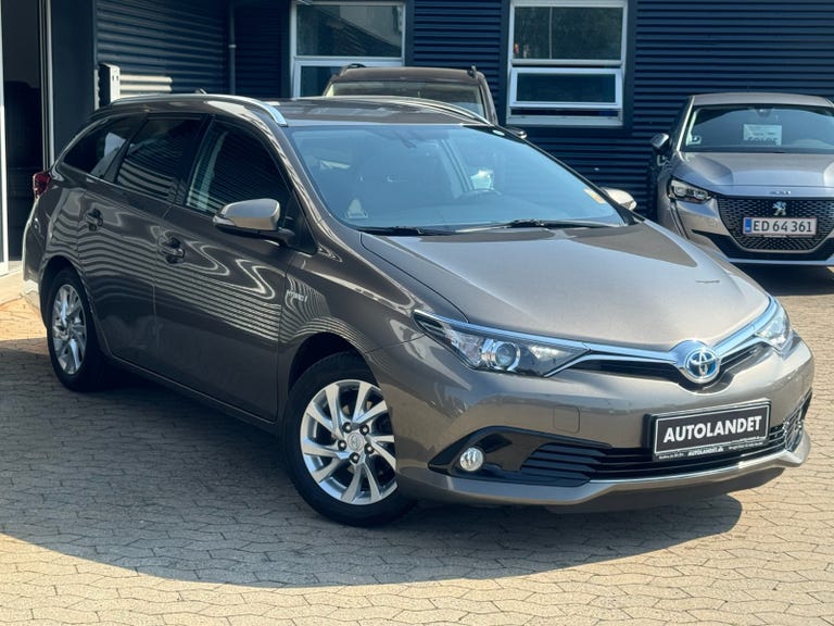 Toyota Auris Hybrid H2 Comfort Touring Sports CVT