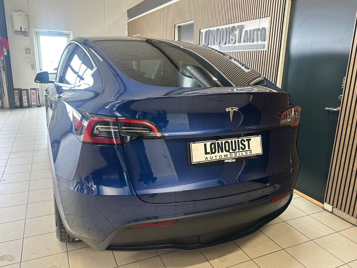 Tesla Model Y Long Range RWD Tesla Model Y Long Range RWD