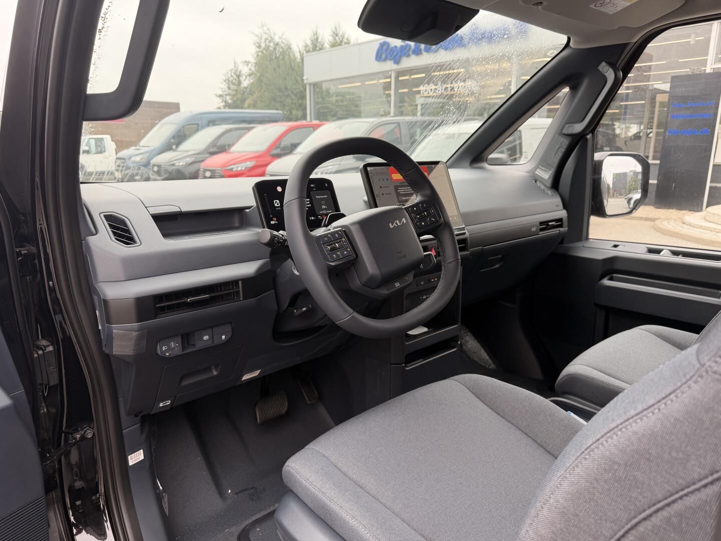 Kia PV5 Cargo L1H1 Standard Range Work