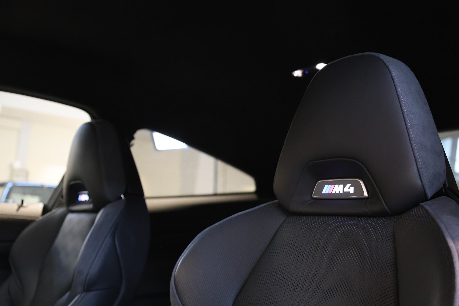 BMW M4 3,0 Coupé Competition xDrive aut. 2d - 11
