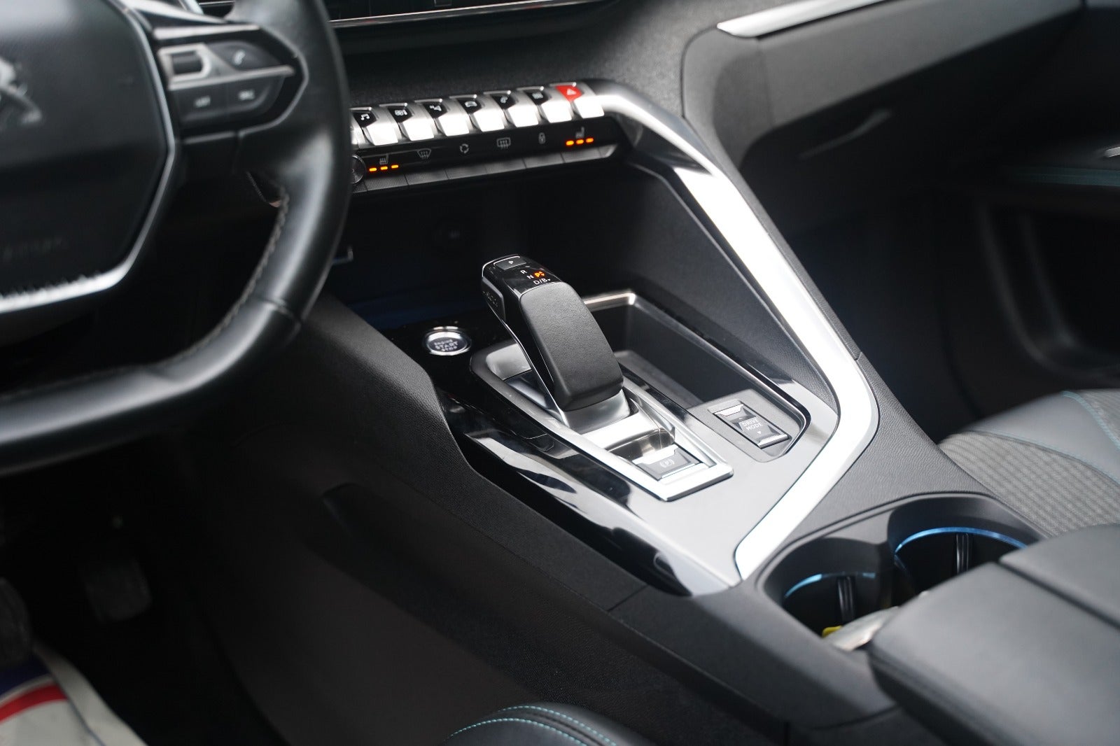 Billede af Peugeot 3008 1,6 Hybrid Allure Pack EAT8