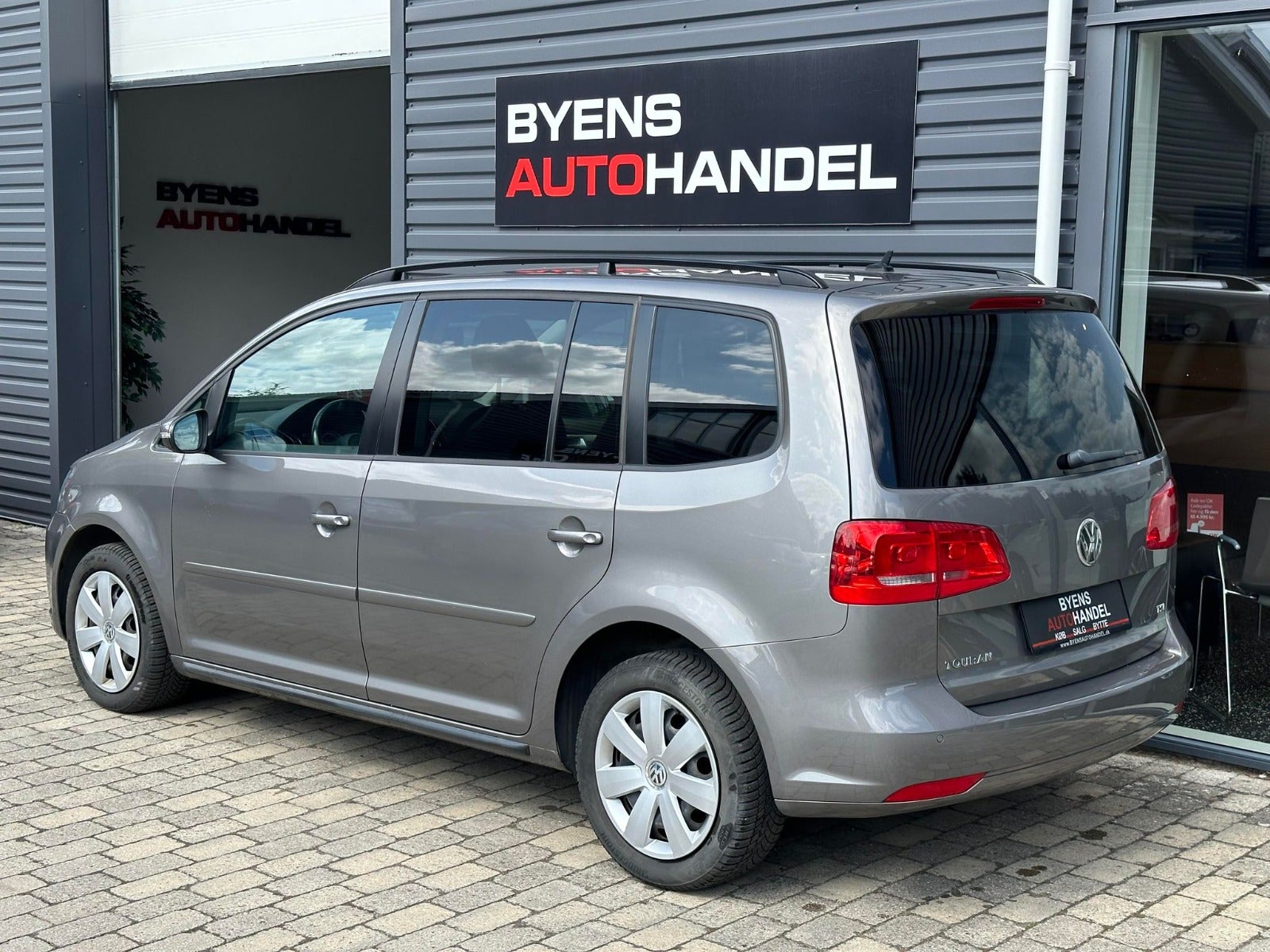 VW Touran 2011