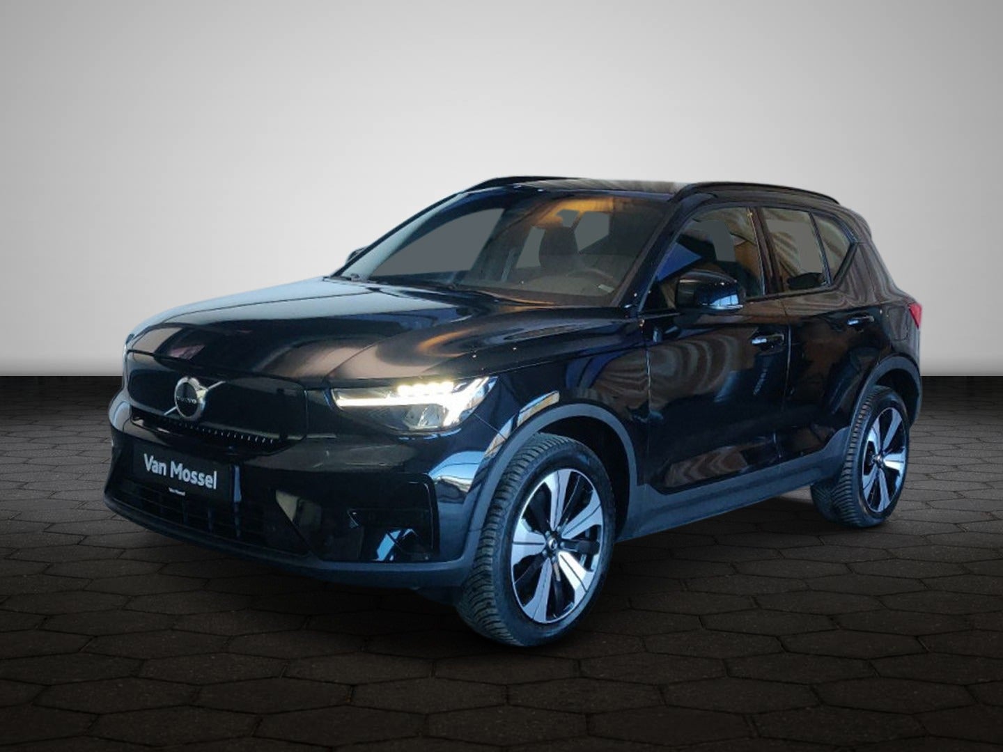 XC40-P6 ReCharge Core-58365595
