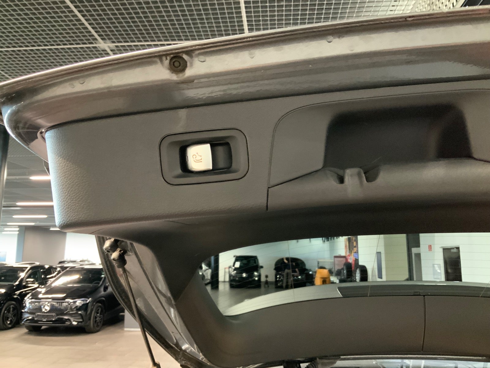Mercedes-Benz GLC 300 e (8/8)