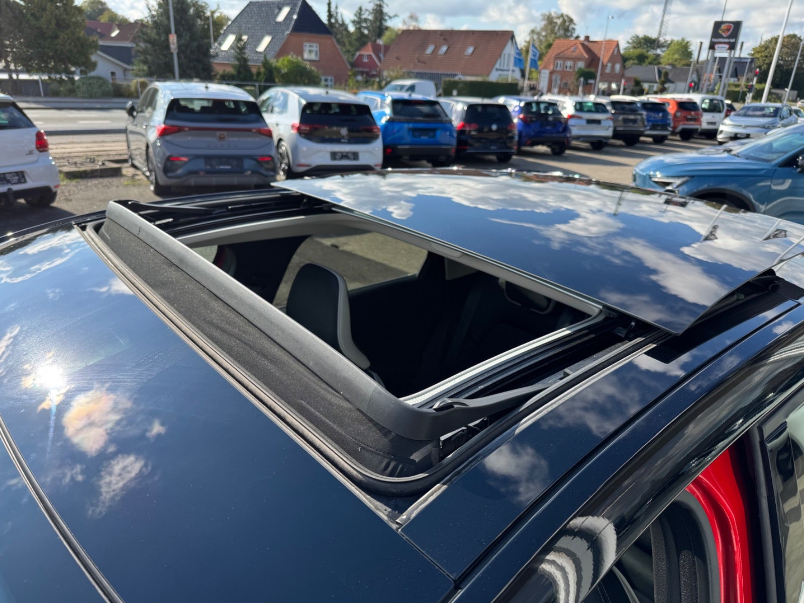 Billede af Renault Captur 1,6 E-Tech Intens