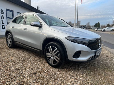 Mercedes EQA300  Progressive 4Matic 5d