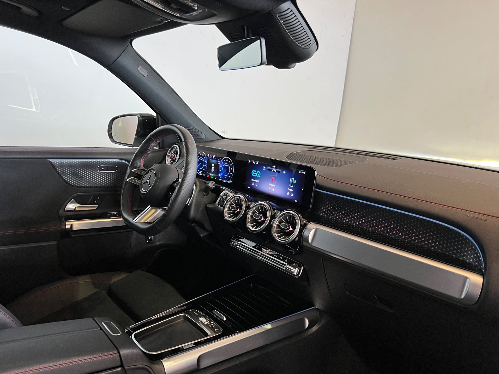 Mercedes EQB300 AMG Line 4Matic Van