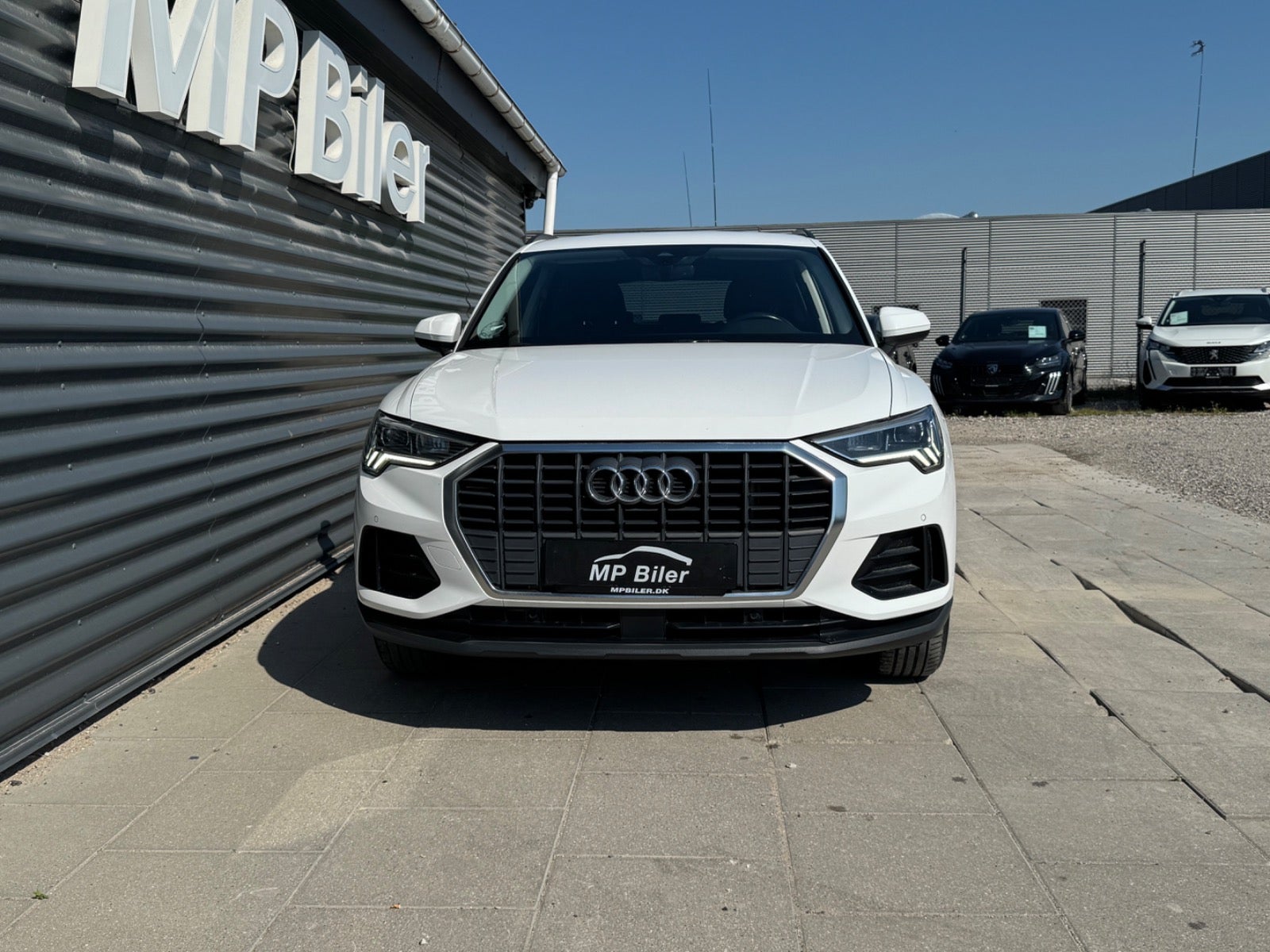 Billede af Audi Q3 45 TFSi e Attitude plus S-tr.
