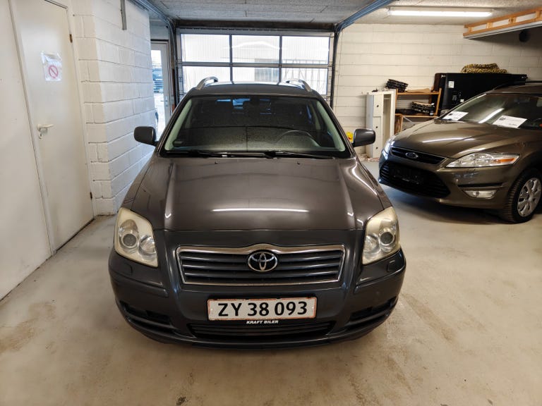 Toyota Avensis VVT-i Sol stc.