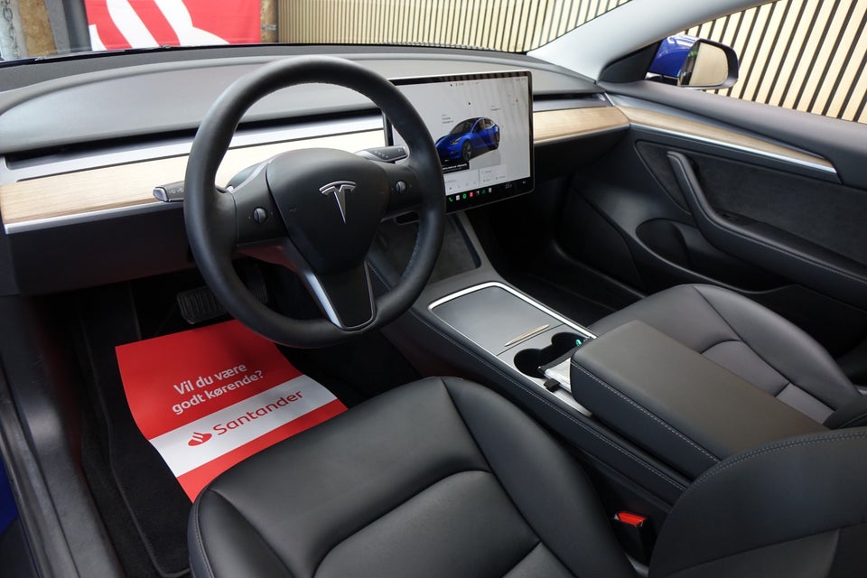 Tesla Model 3, Billede 4