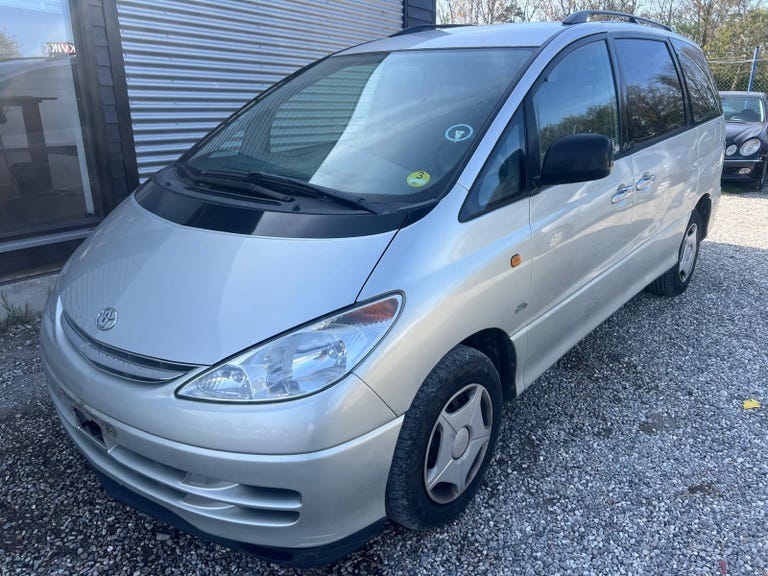 Toyota Previa D-4D Van