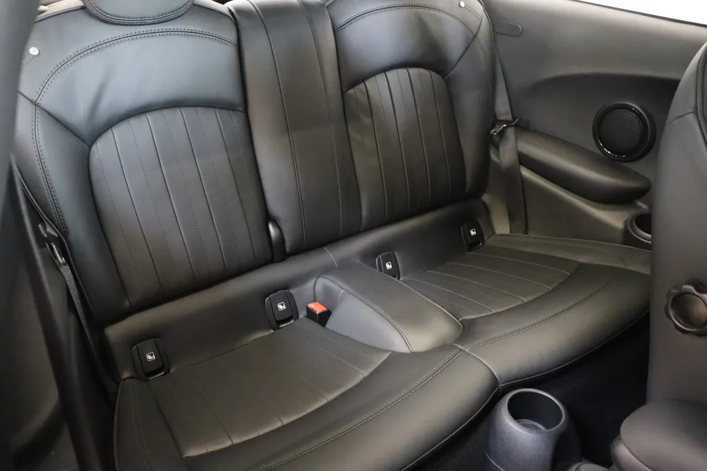 MINI Cooper SE Camden Edition