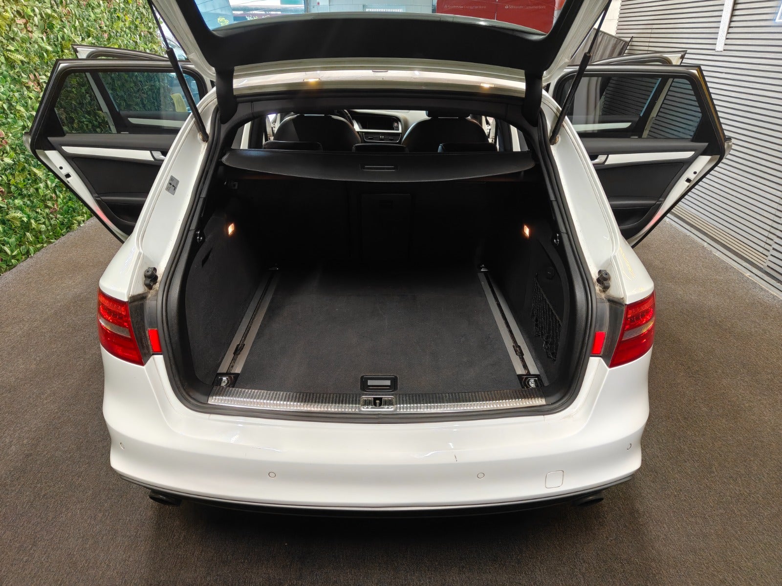 Billede af Audi A4 1,8 TFSi 170 S-line Avant Multitr.