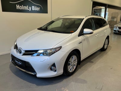 Toyota Auris Hybrid H2+ Comfort Touring Sports CVT
