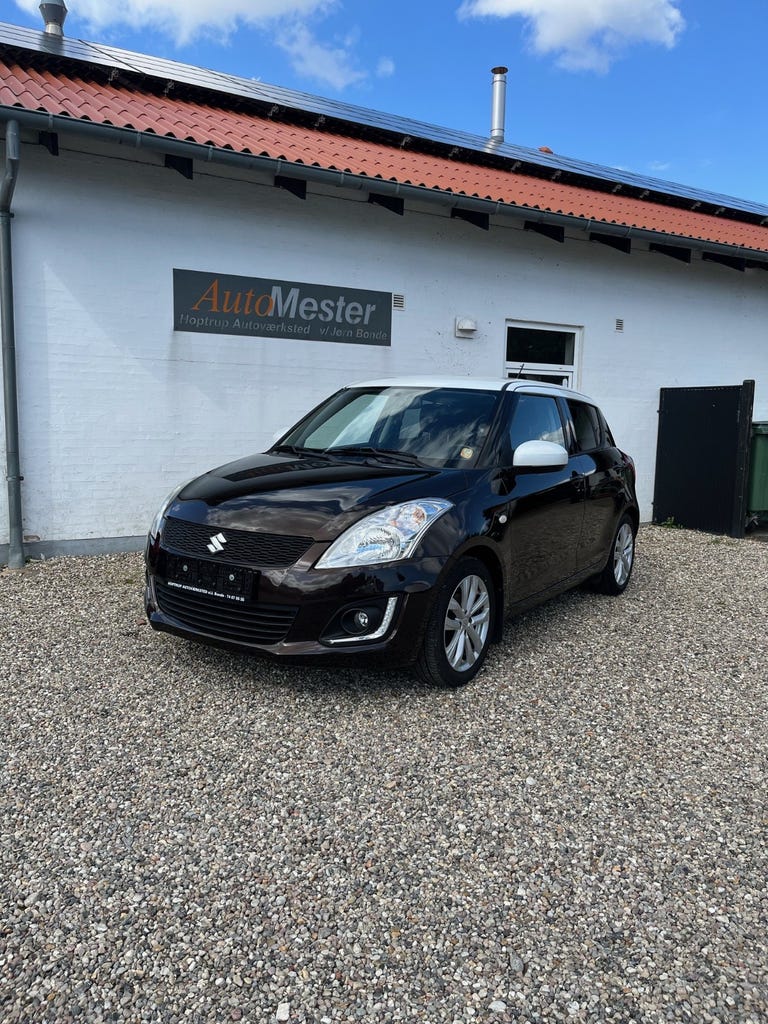 Suzuki Swift Dualjet Action