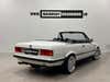 BMW 320i Cabriolet thumbnail