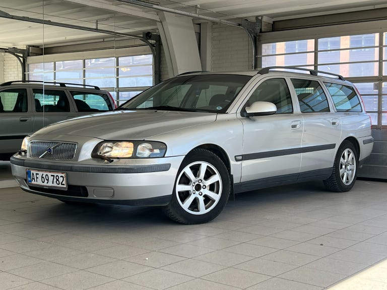 Volvo V70 140 aut.