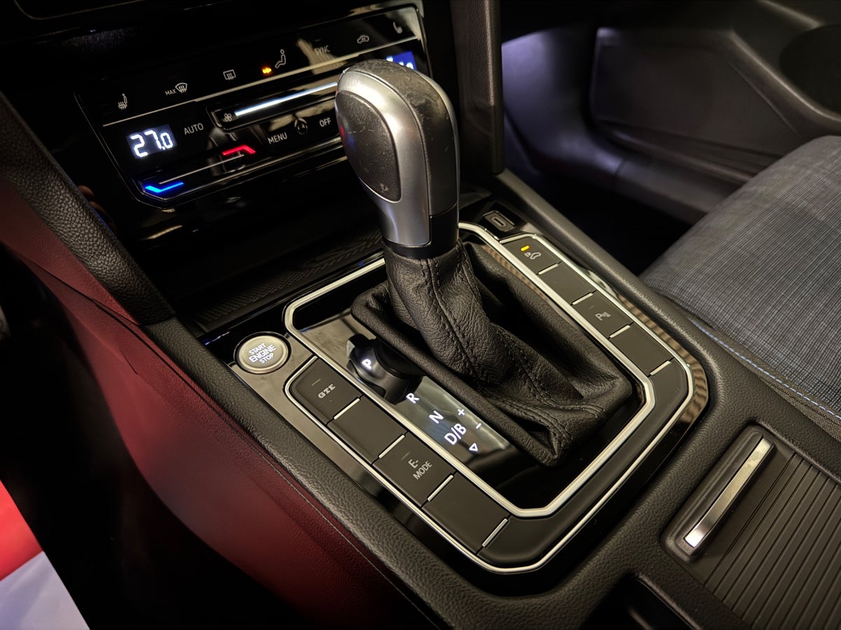 VW Passat GTE Variant DSG