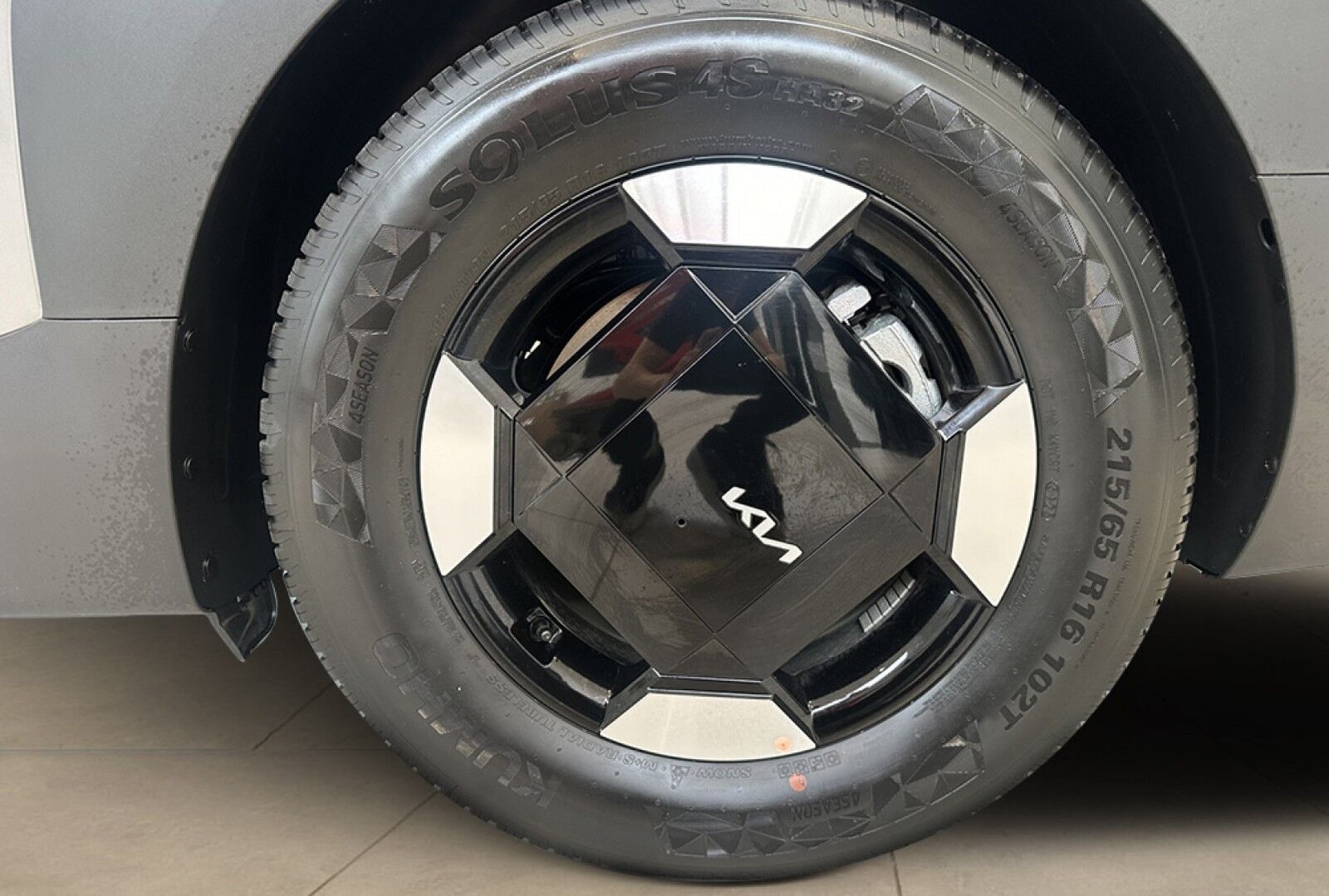 Kia PV5 Cargo L2H1 Long Range Work Pro