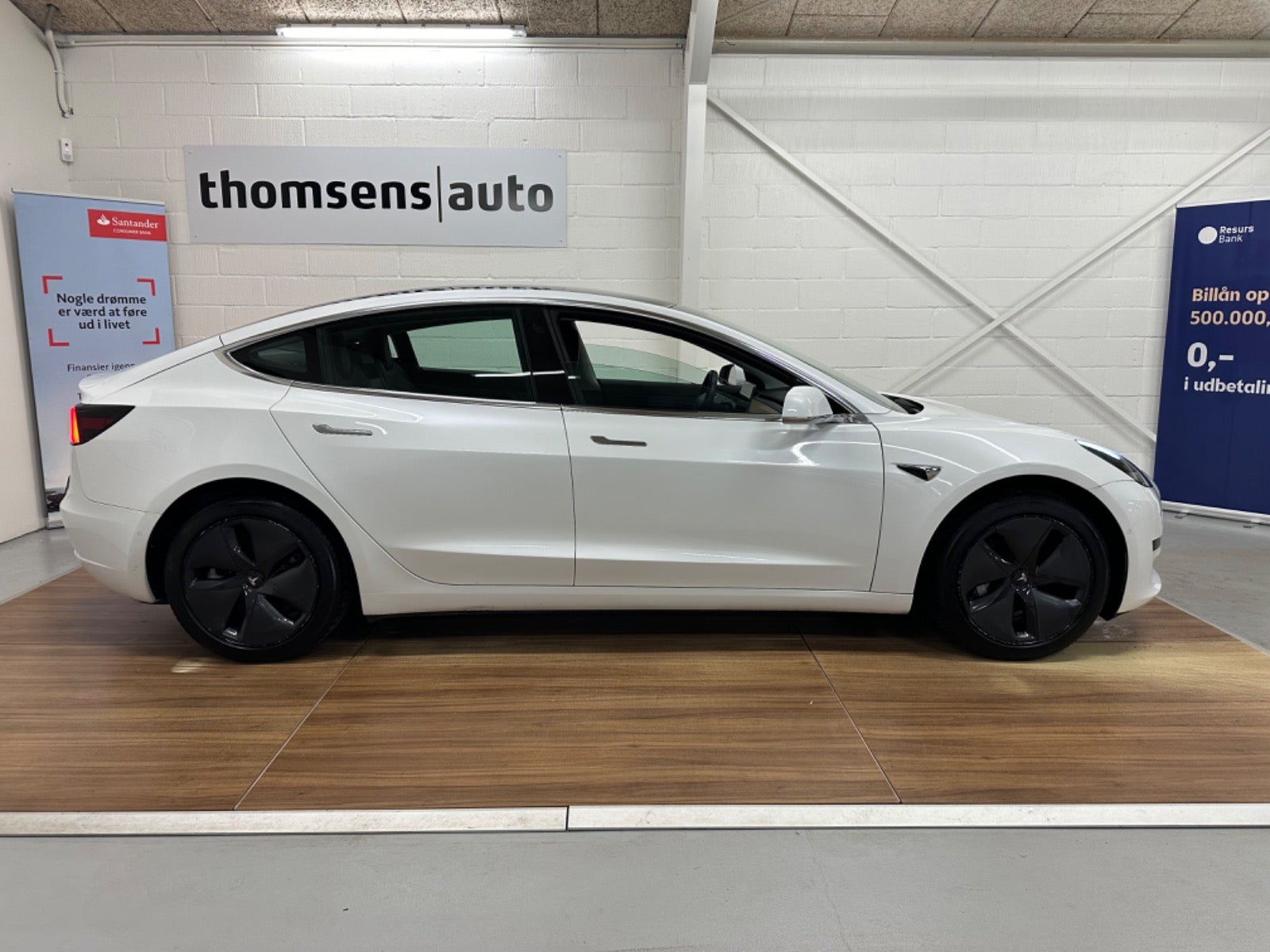 Tesla Model 3 2019