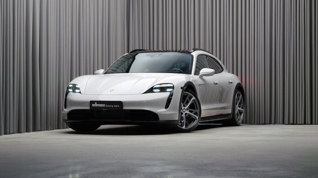 Porsche Taycan 4 Performance+ Cross Turismo