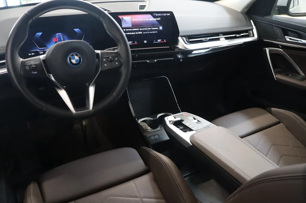 BMW iX1 xDrive30 X-Line