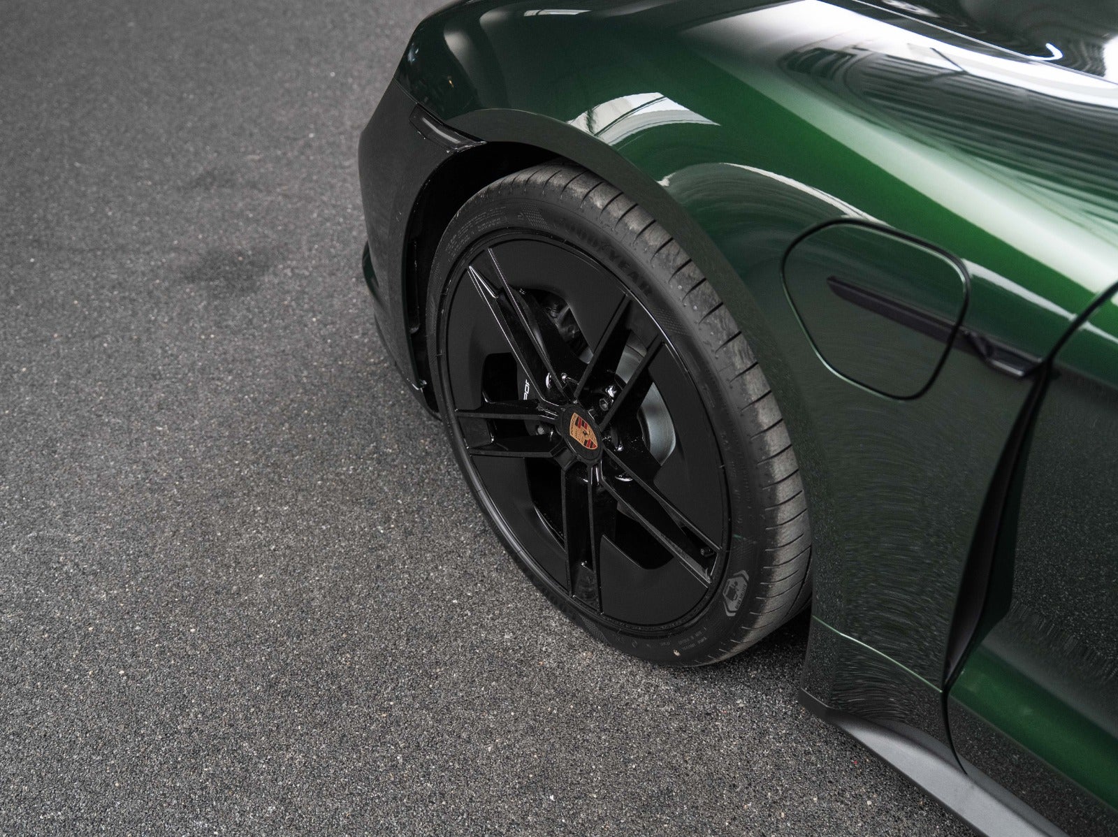 Gallery image 8 of 18