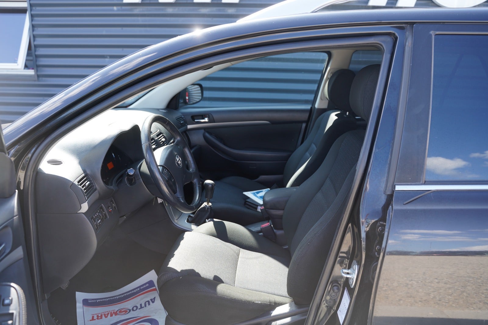 Billede af Toyota Avensis 1,8 VVT-i Sol stc.