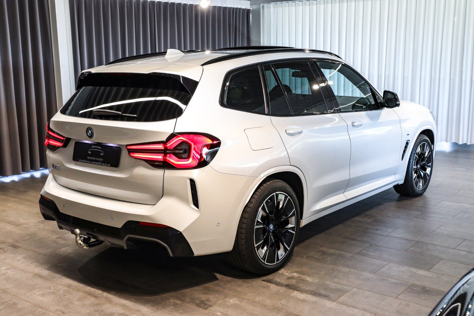 Billede af BMW iX3  Charged Plus M-Sport