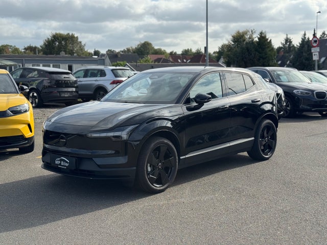Volvo EX30  Extended Range Black Edition