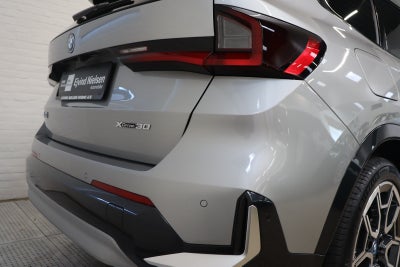 BMW iX1 xDrive30 X-Line