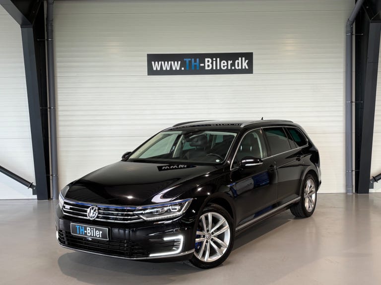 VW Passat GTE Highline Variant DSG