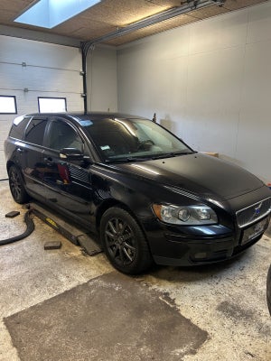 Volvo V50 2,4  5d