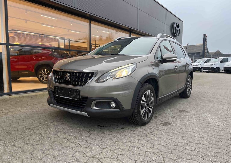 Peugeot 2008 BlueHDi 100 Allure Sky