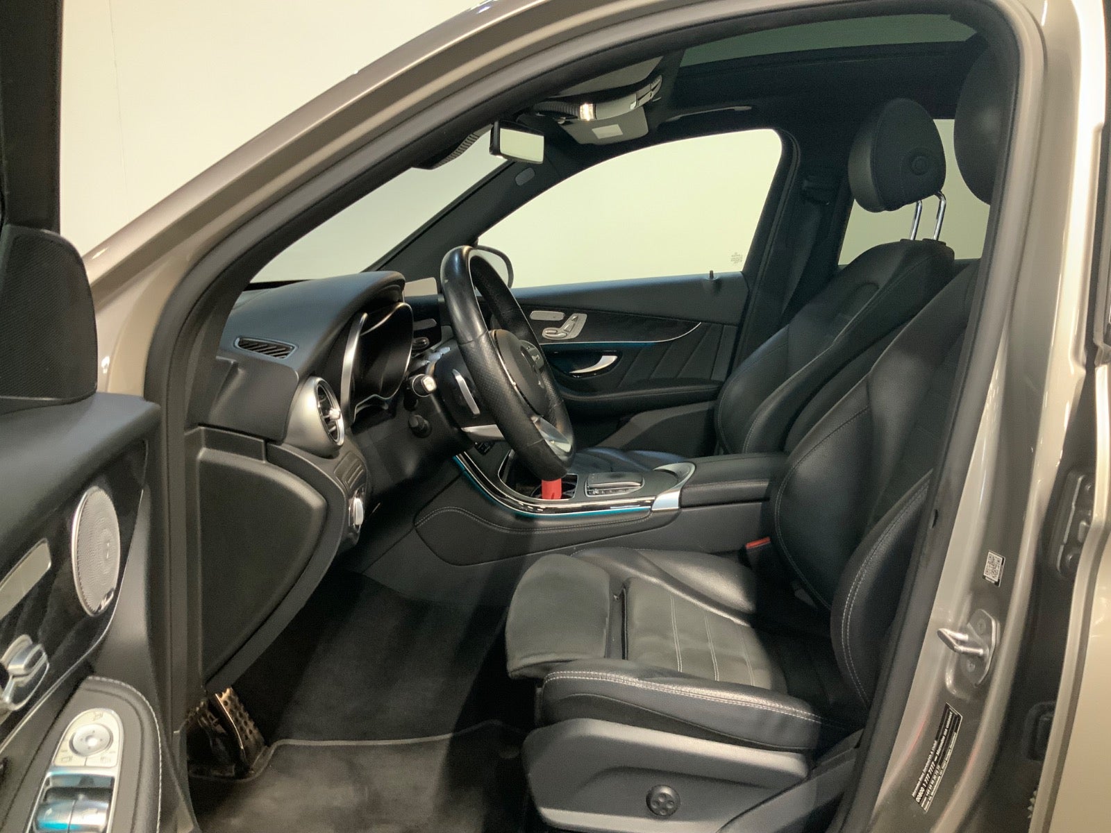 Mercedes-Benz GLC 300 d (7/8)