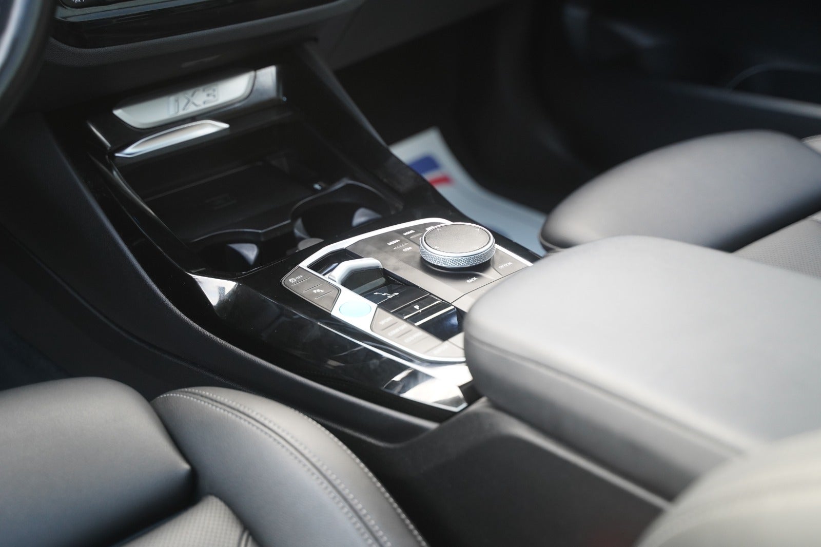 Billede af BMW iX3  Charged M-Sport