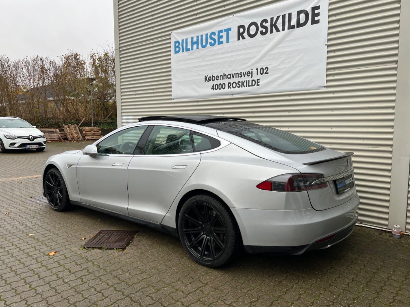 Tesla Model S 2013