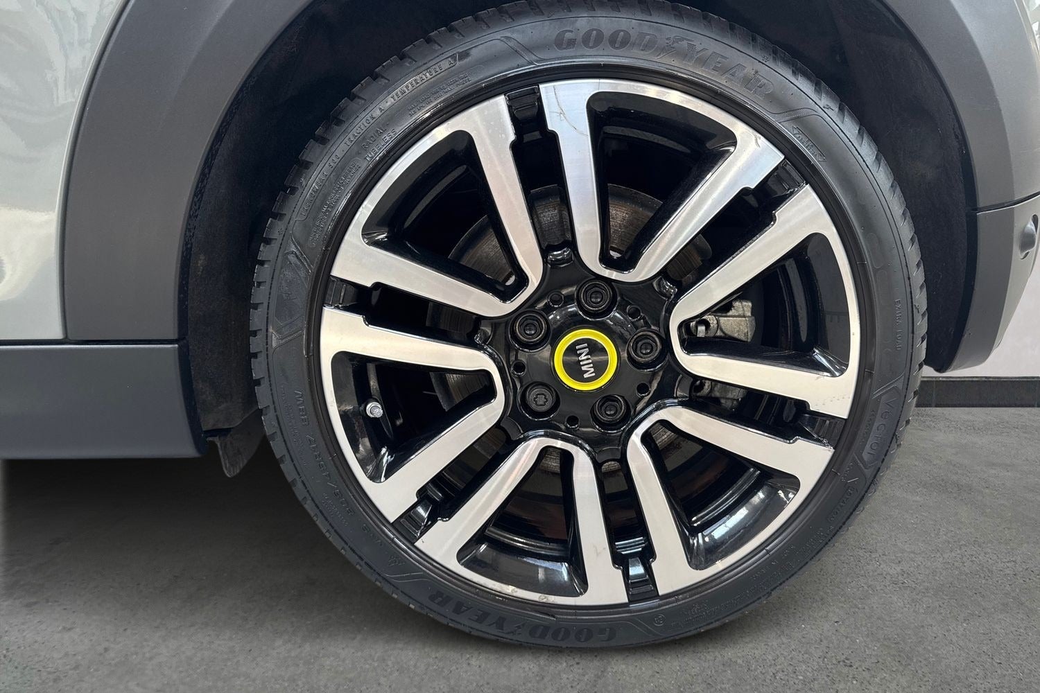Billede af MINI Cooper SE  Essential